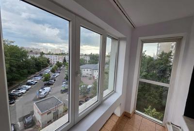 Apartament cu 3 camere semidecomandat, mobilat în Titan - 8