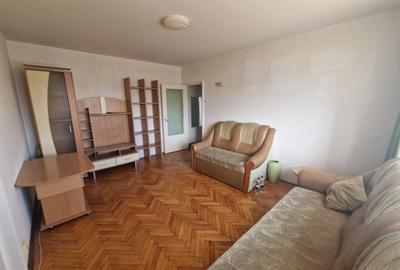 Apartament 2 camere zona Decebal - 40 mp - 1