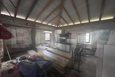 Casă cu 4 camere cu Teren 867 Mp în Central - 7