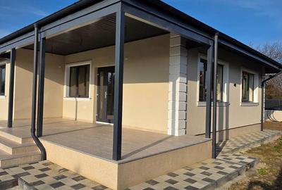 Casă cu 3 camere în Central - 13