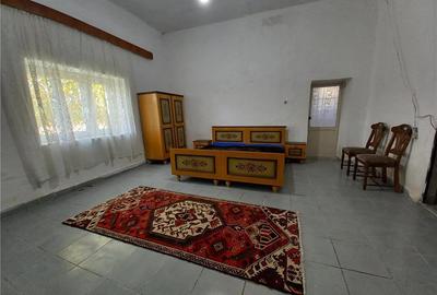 Casă cu 6 camere cu Teren 1400 Mp în Checea - 8