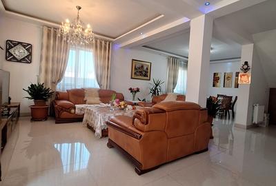 Casă cu 6 camere cu Teren 307 Mp în Fundeni - 1