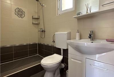 Casă cu 5 camere cu Teren 200 Mp în Central - 8