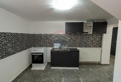 Casă individuală cu 4 camere cu Canalizare în Islaz - 4