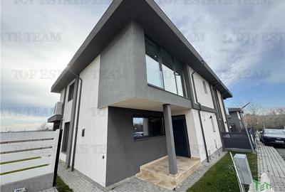 Vila mobilata utilata de vanzare in zona Pipera - 17