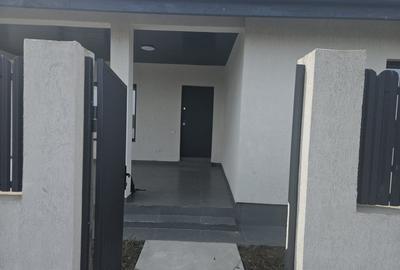 Casă individuală cu 3 camere cu Teren 400 Mp în Domnești - 4
