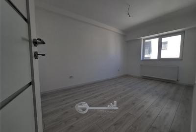 Apartament cu 2 camere decomandat în Galata - 10