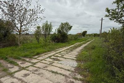 Teren de 5562 mp, în Central