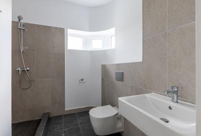 Inchiriere 3 camere  fix langa parcul Tineretului Inchiriere 3 camere  fix langa parcul Tineretului - 8