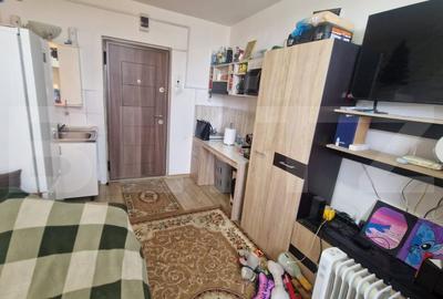 Garsonieră decomandată, mobilată în Tractorul - 3