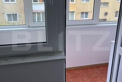 Apartament cu 4 camere decomandat în George Enescu - 8