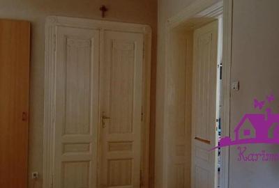 Casă cu 3 camere cu Teren 699 Mp în Spitalul Județean - 2