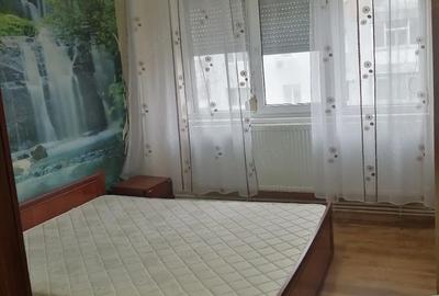 Apartament cu 4 camere decomandat în Viziru 3 - 10