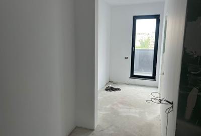 Apartament cu 5 camere în Decebal - 13