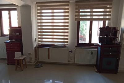 Vila interbelica P+1, SU 230 mp,intersectia Blv Marasesti cu Blv Cantemir sect 4 - 7
