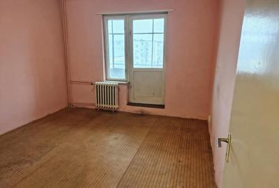 Apartament cu 3 camere decomandat în Central - 4