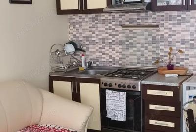 Casu?a de vanzare - 3