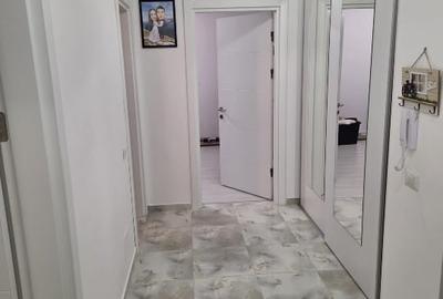 Apartament cu 2 camere decomandat, mobilat în Apărătorii Patriei - 10