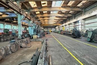 Vaslui aproape de Iasi, hale si birouri de vanzare - 3