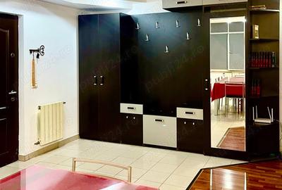 Apartament cu 5 camere decomandat în Central - 4