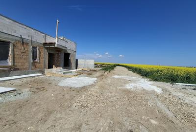 Loturi 400 mp utili, deschidere 20 ml, drum 11 ml, langa vile in constructie - 6