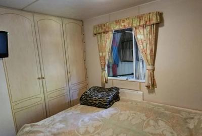 Casă cu 3 camere cu Teren 838 Mp în Central - 2