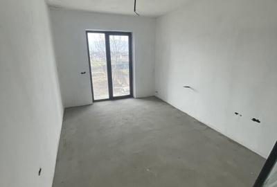 Casă cu 5 camere cu Teren 977 Mp în Urișor - 2