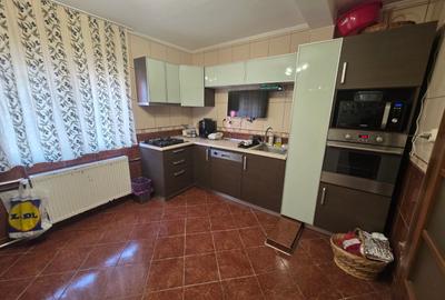 Apartament cu 2 camere decomandat în Vitan Mall - 4