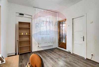 Apartament cu 3 camere de inchiriat in zona Central - 13