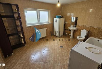 Casă cu 5 camere cu Teren 800 Mp în Unirii - 19