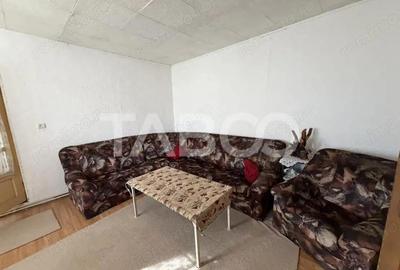 Casă cu 3 camere cu Teren 1293 Mp în Perșani - 7