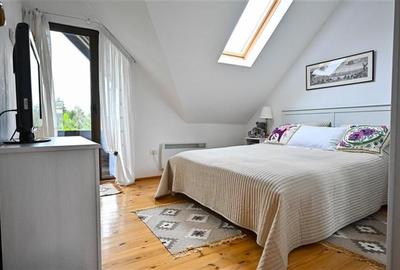 FILM! Refugiu montan,ales mobilat si utilat, decor mioritic,Bran, Fundata,Brasov - 3