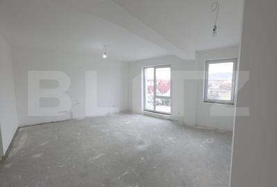Apartament cu 2 camere decomandat în Calea Moldovei