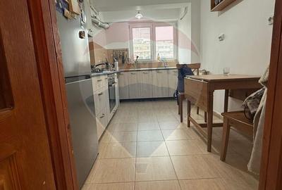 Apartament cu 3 camere decomandat, mobilat în Gorjului - 11
