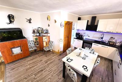 Casă individuală cu 9 camere cu Teren 2100 Mp în Periferie - 13