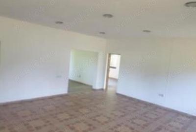 Casă cu 6 camere în Dorna Candrenilor - 13