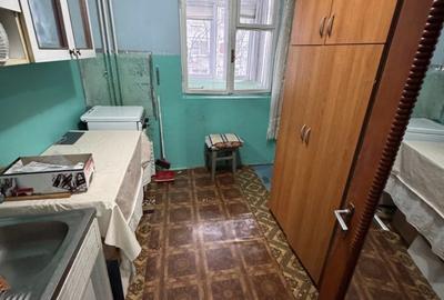 Apartament cu 2 camere decomandat în Rahova - 4