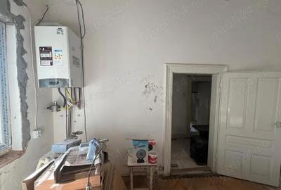 Casă cu 3 camere cu Teren 652 Mp în Pârneava - 1