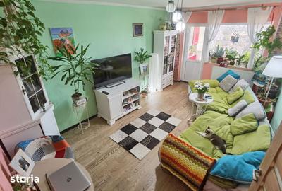 Apartament cu 3 camere decomandat în Tei - 3