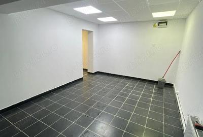 Spațiu comercial, de 40 mp, în Central - 1
