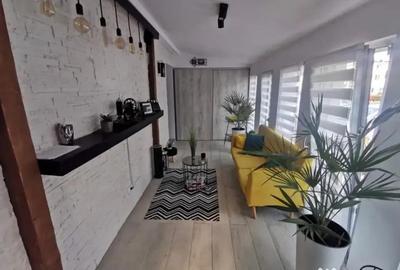 Apartament cu 3 camere semidecomandat în Obcini - 2