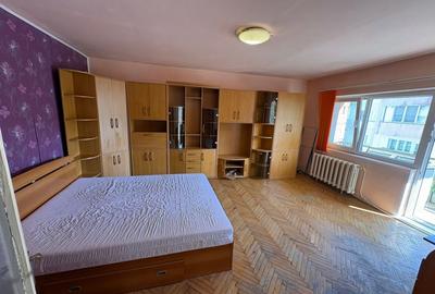 Apartament cu 2 camere semidecomandat, mobilat în Central - 2