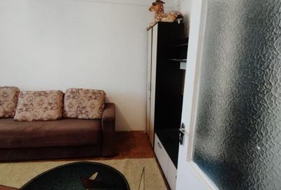 Apartament 2 camera Tatarasi decomandat cu view superb fix in  statie  - pret 33 - 2