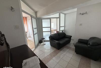 Spațiu comercial, de 66 mp, în Central - 6