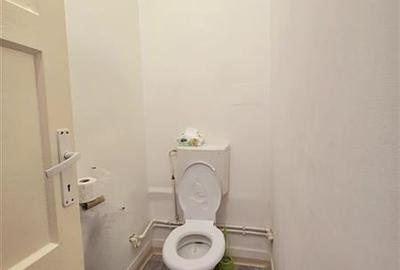 AP.2 CAM.DECOM, ET.2/3 BOXA BLOC RUSESC BUCURESTII NOI METROU BAZILESCU - 18