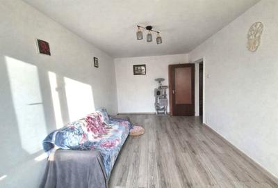 Apartament cu 2 camere decomandat, mobilat în Berceni