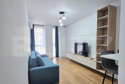 Apartament cu 2 camere decomandat, mobilat în Central
