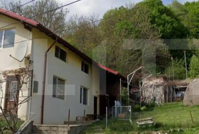 Casă cu 4 camere cu Teren 1500 Mp în Cornu - 12