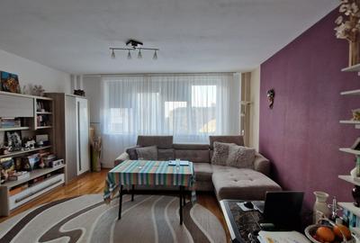 Apartament cu 2 camere decomandat în Central - 2