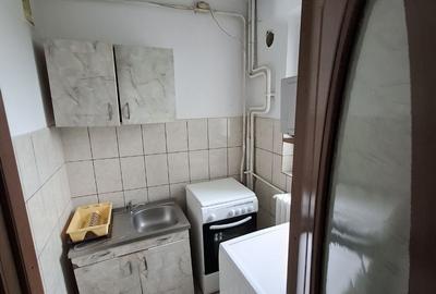 Garsonieră semidecomandată în Tătărași